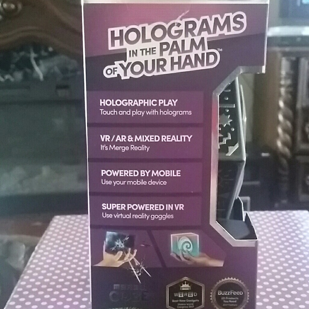 AR / VR Holograms - Picture 5 of 5